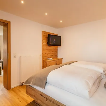 Haus Schoenblick Appartement *
