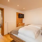 Haus Schoenblick Apartament *